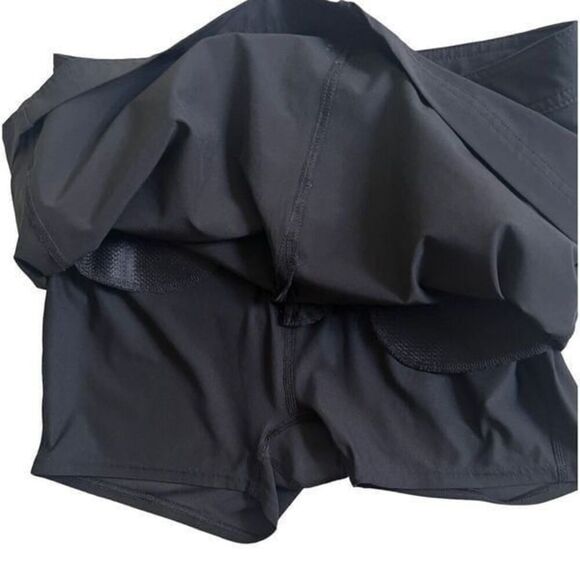 Eddie  Bauer Women's Comfortable Stretch Skort size 4 - Picture 3 of 8